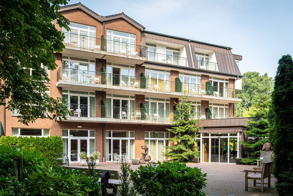 Waldhotel Tannenhäuschen Eingang