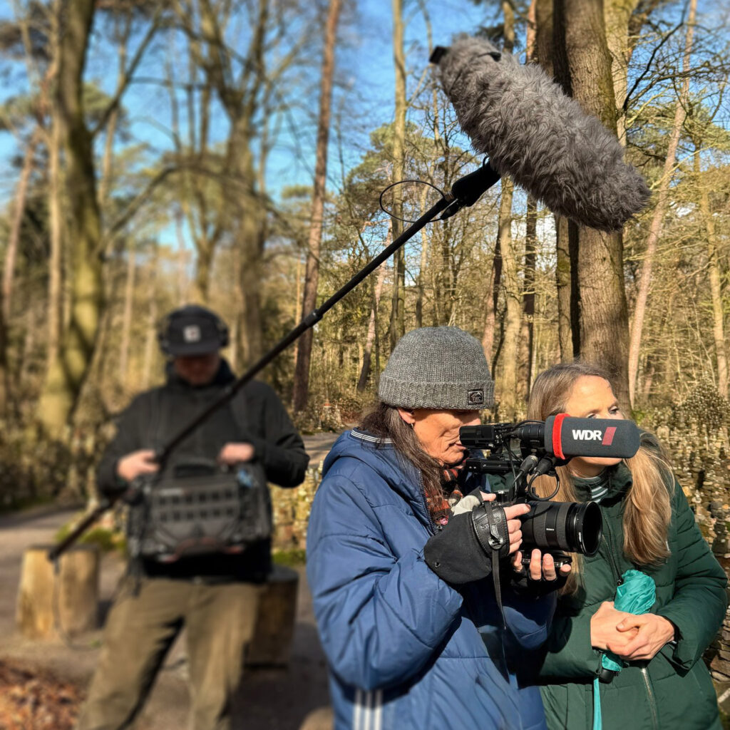 WDR Lokalzeit begleitet die Fasten-Gruppe beim Fastenwandern